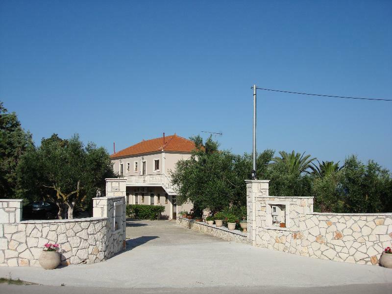 Villa Kapnisi Vasilikos  Luaran gambar