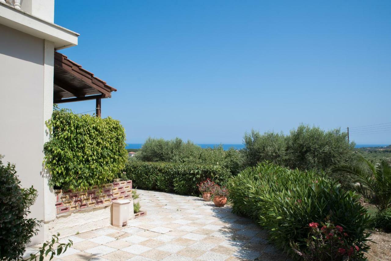Villa Kapnisi Vasilikos  Luaran gambar